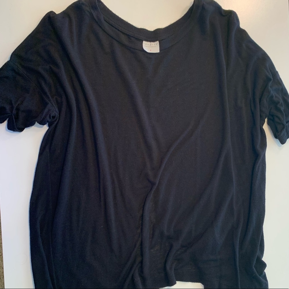 3 Quarter length tunic with open back